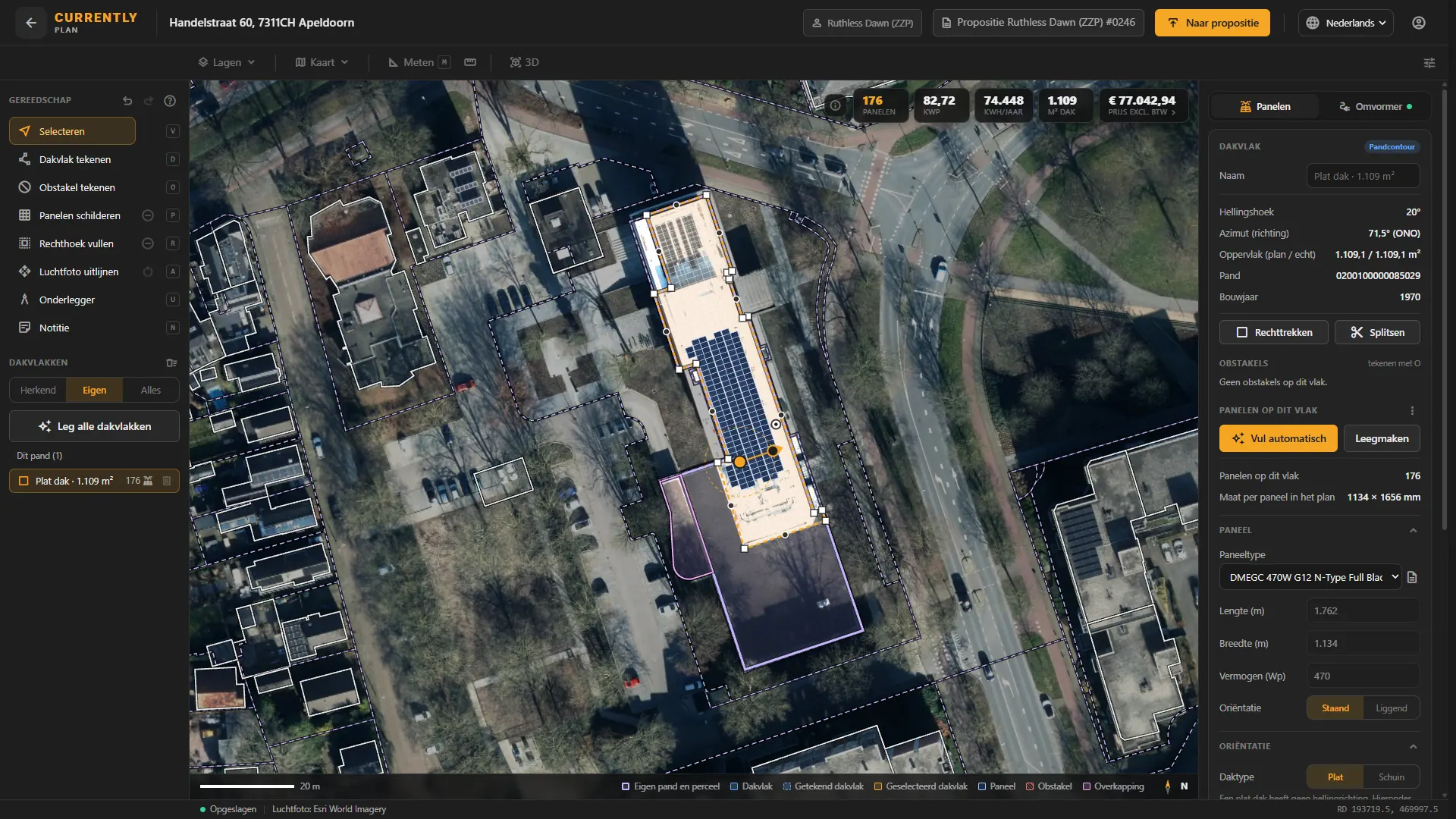 Currently Plan · 176 panelen op een appartementendak, ingetekend op de luchtfoto